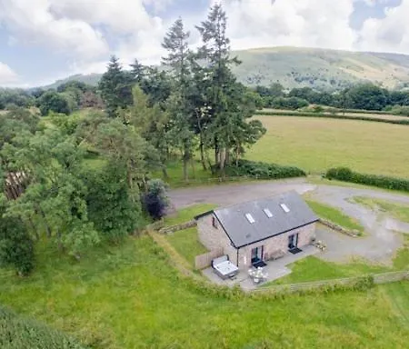 Chic Cottage Near Elan Valley And Builth Wells Llanwrthwl Exterior photo